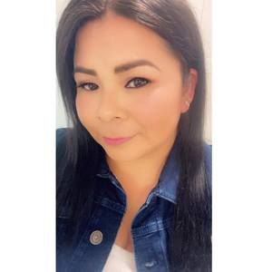 Meet your Posher, Aracely